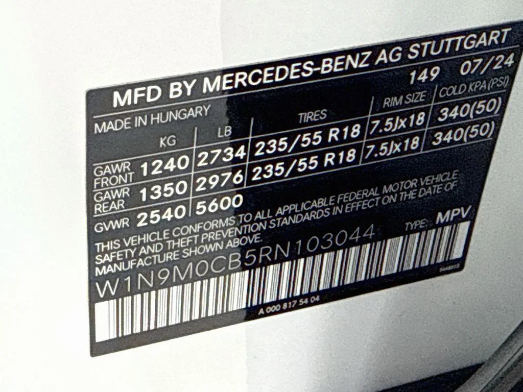 Used 2024 White Mercedes-Benz 250+ image 32