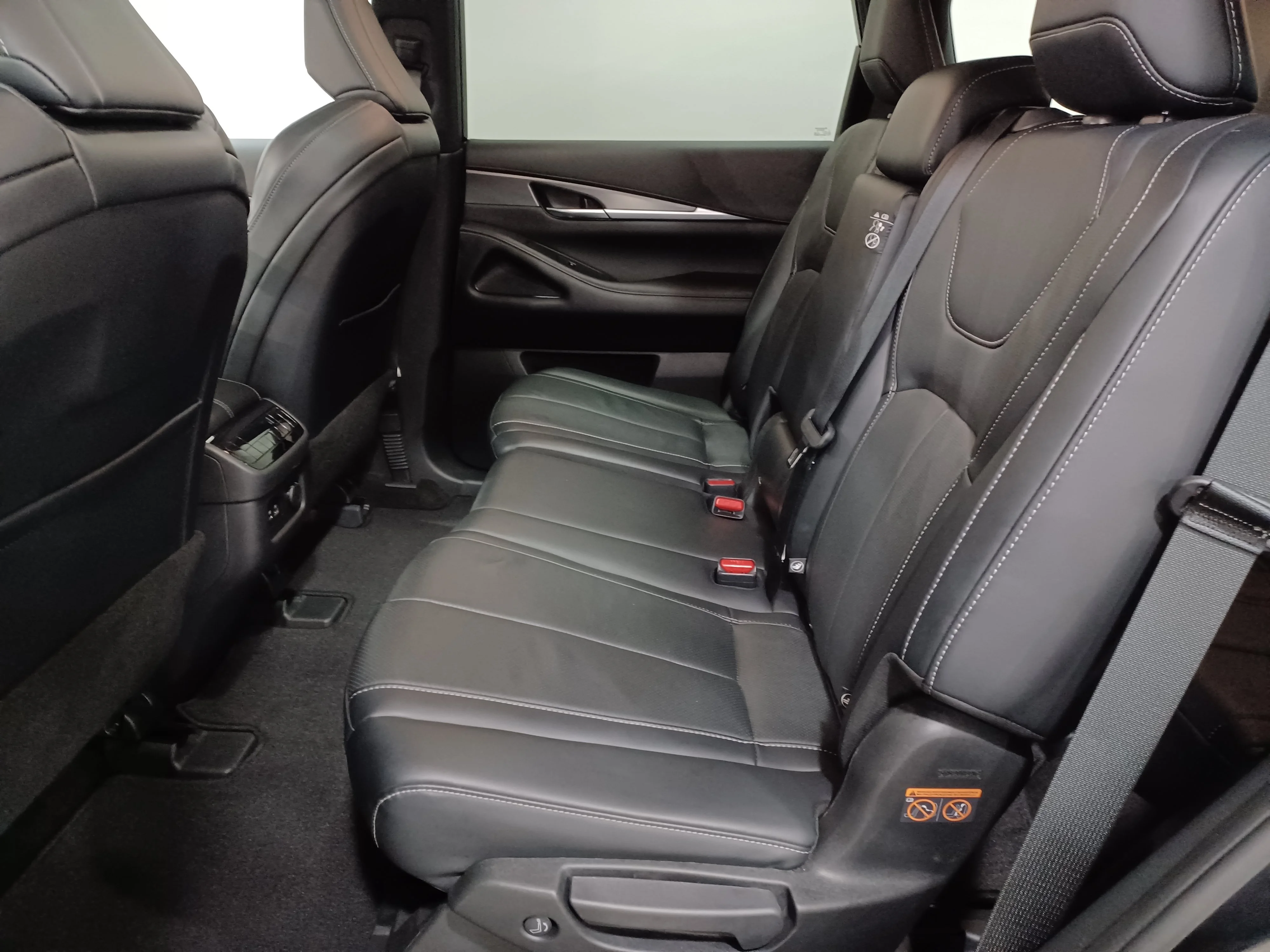 Certified Used 2024 Mineral Black Pearl INFINITI Luxe AWD*7 Pass | Adapt Cruise | Remote Start | Nav | 360 Cam | Htd Leather | Pano Roof | Htd Wheel image 11