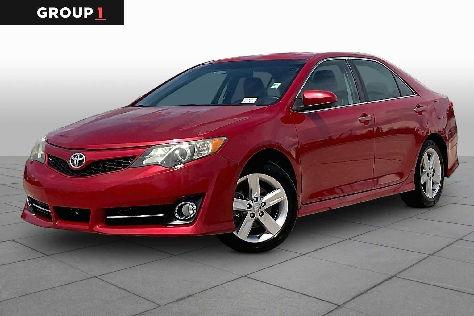 2014 Toyota Camry SE