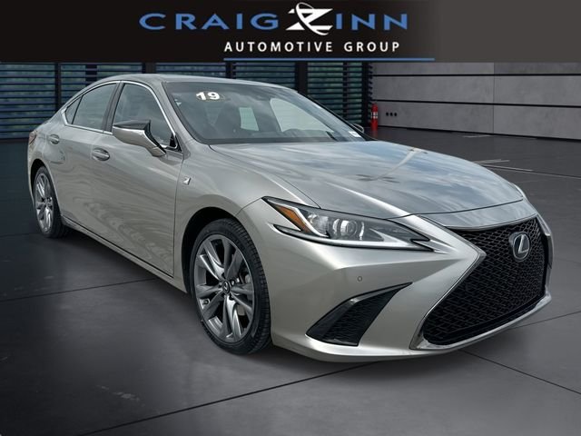 2019 Lexus ES