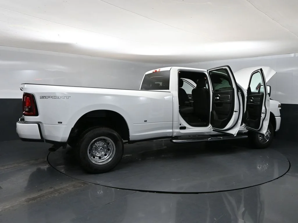 New 2026 White Ram Big Horn image 54