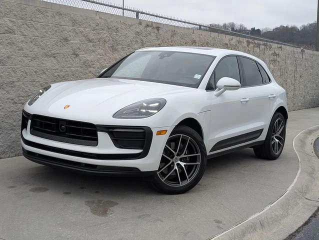2025 Porsche Macan 