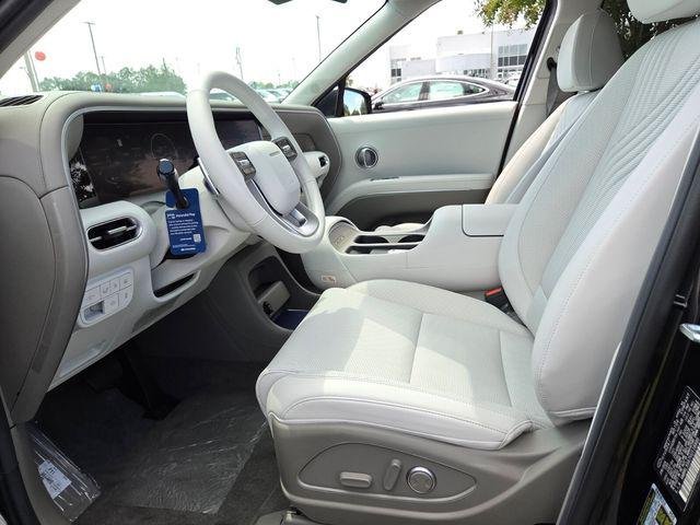 New 2027 Black Hyundai Blue SEL 7P image 4