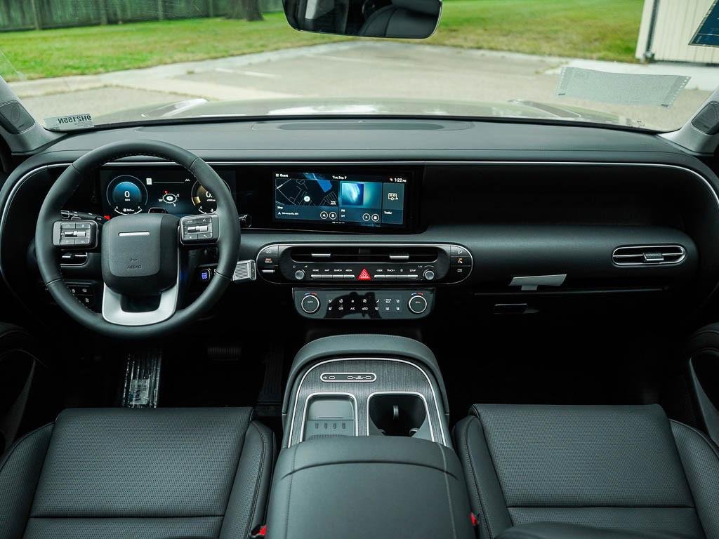 New 2026 Ecotronic Gray Pearl Hyundai Limited AWD image 42