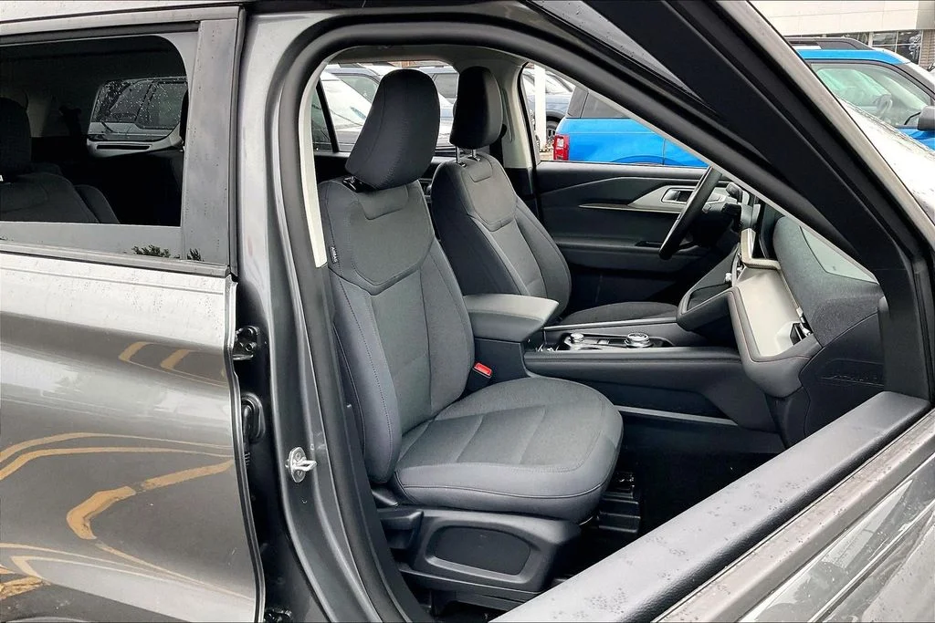 New 2026 Carbonized Gray Metallic Ford Active image 6