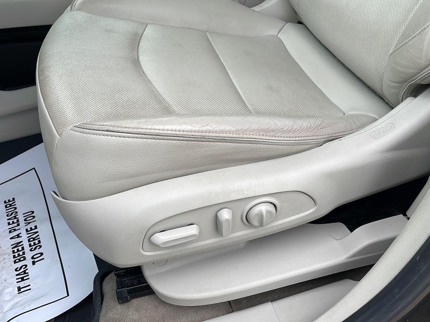 Used 2019 Smokey Quartz Metallic GMC Denali image 22
