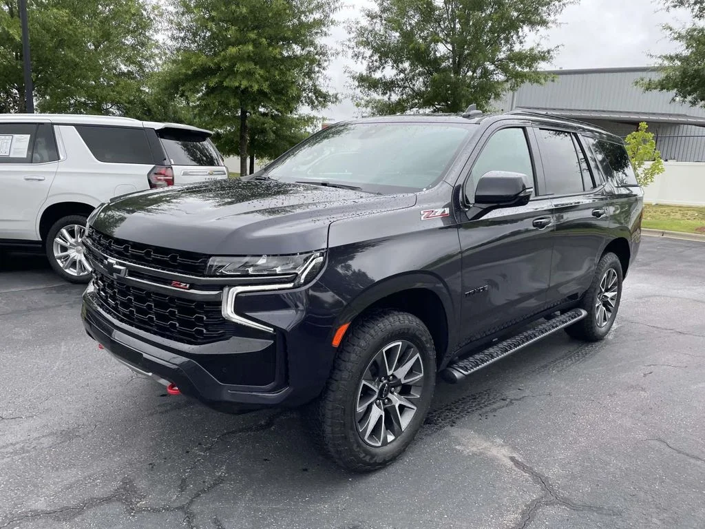 Used 2022 Dark Ash Metallic Chevrolet Z71 image 3