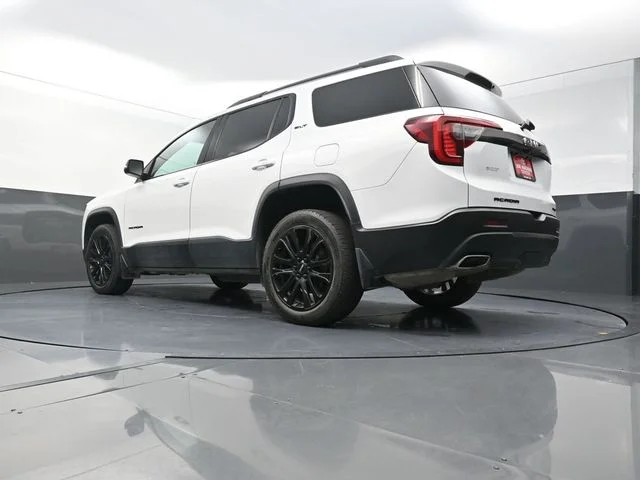 Used 2023 White GMC SLT image 34