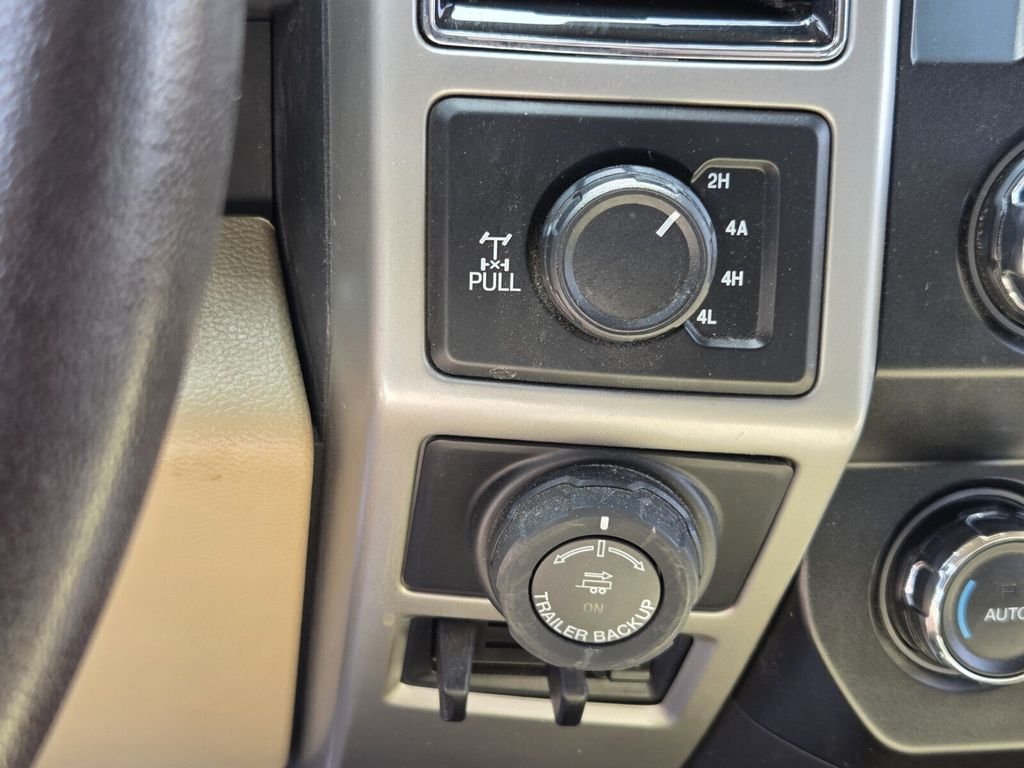 Used 2019 Green Ford Lariat image 20