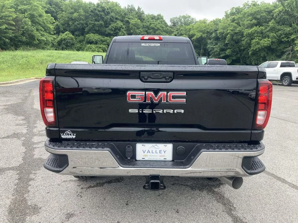 New 2026 Onyx Black GMC Pro image 5