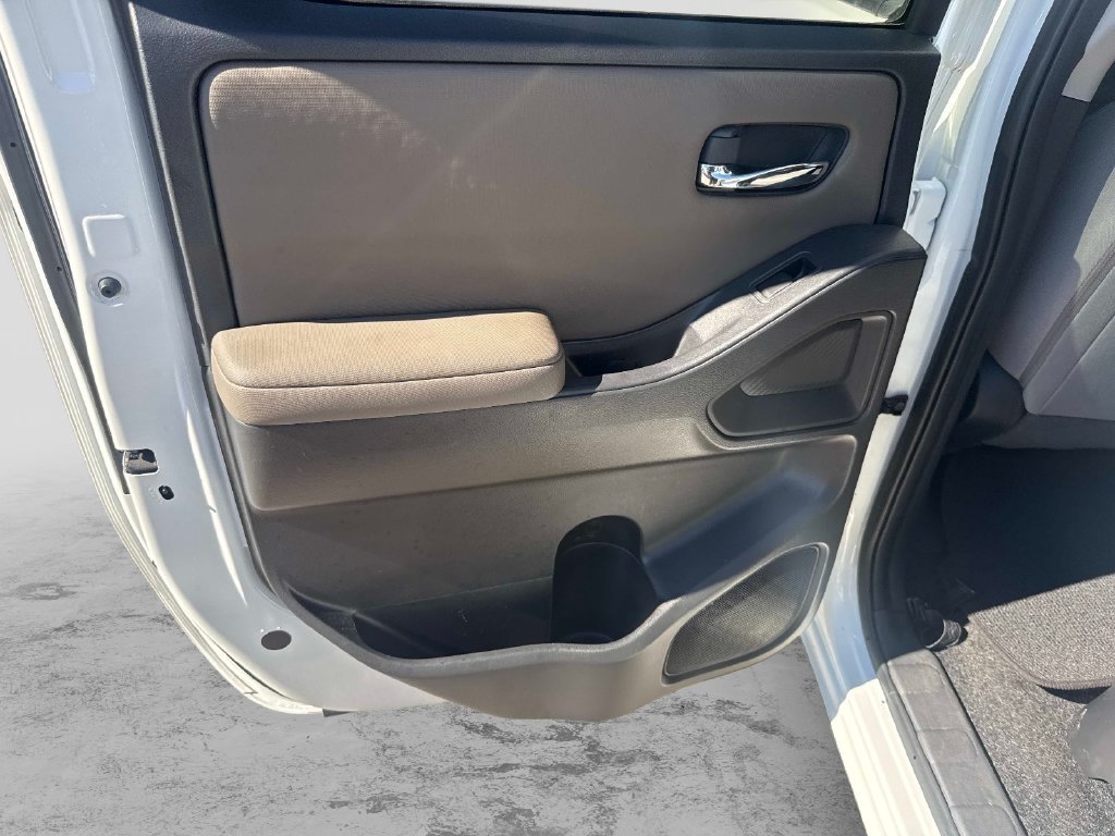 Used 2024 White Nissan SV image 14