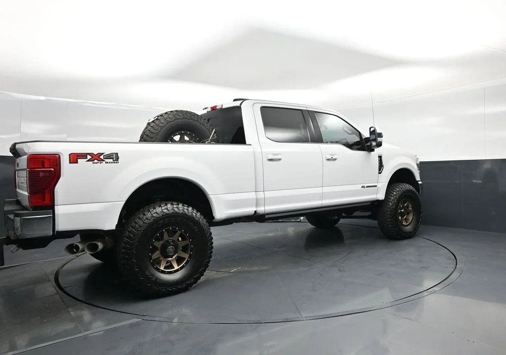 Used 2021 White Ford Lariat image 24
