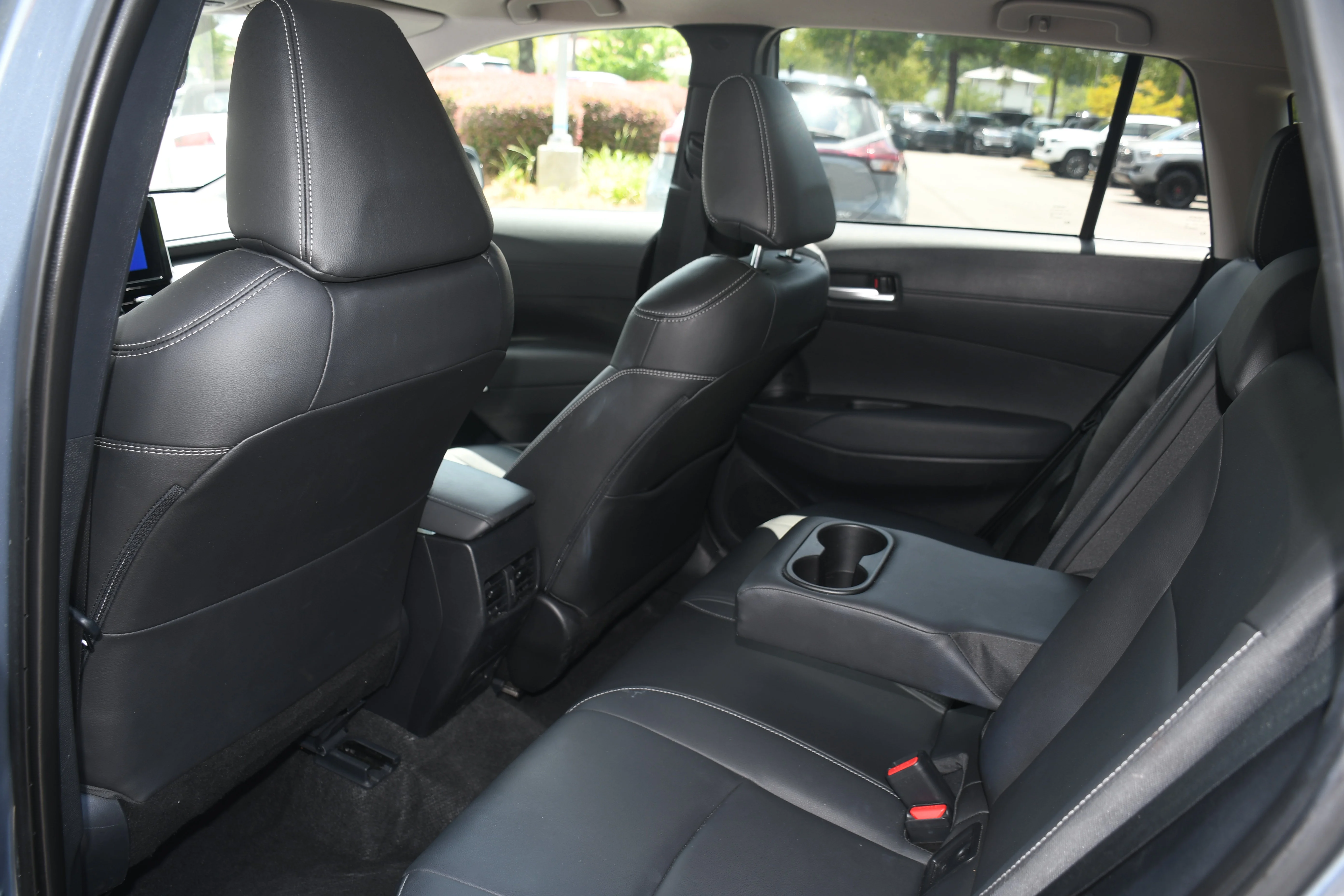 Certified Used 2025  Toyota XLE image 15