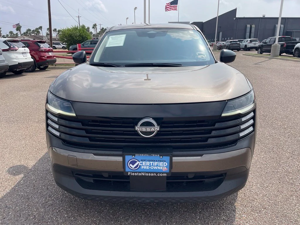 Used 2025 Brown Nissan S image 2