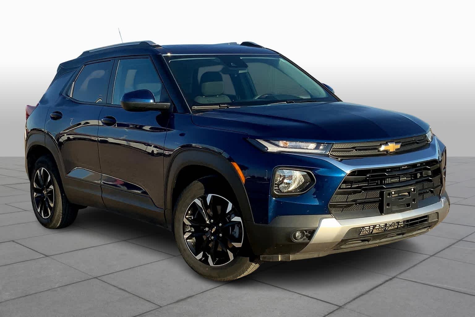Used 2022 Blue Glow Metallic Chevrolet LT image 3