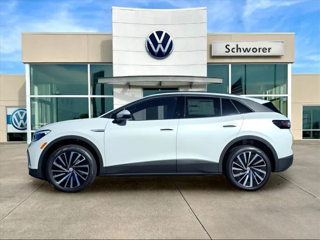2025 Volkswagen ID.4 PRO AWD's photo