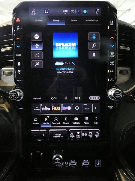 New 2026 Diamond Black Crystal Pearl-Coat Exterior Paint RAM Limited Crew Cab 8