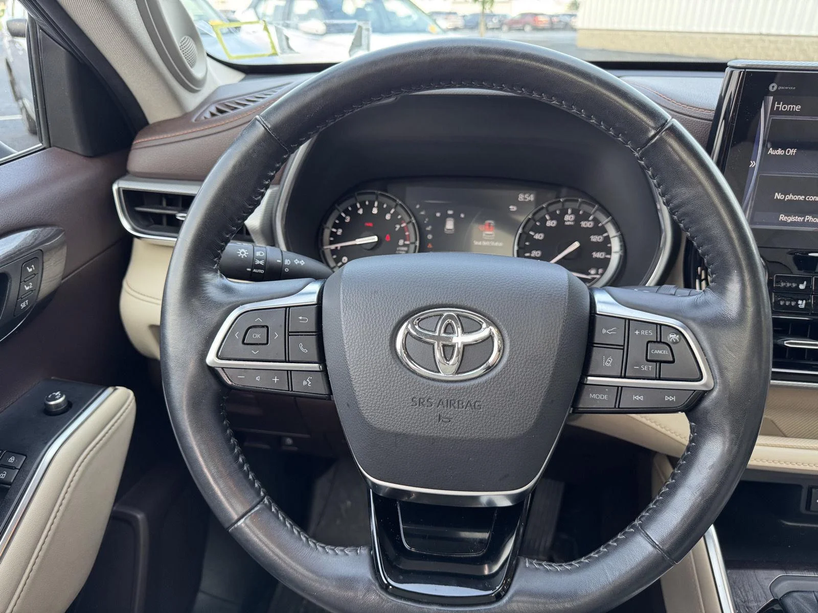 Used 2021 Moon Dust Toyota Platinum image 7
