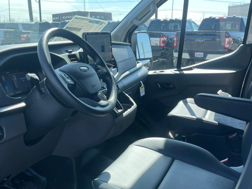 New 2026 White Ford Base image 23