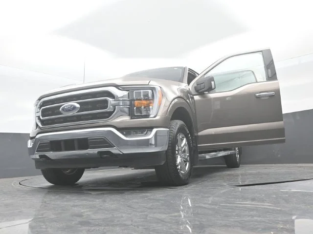 Certified Used 2022 Stone Gray Metallic Ford XLT image 60