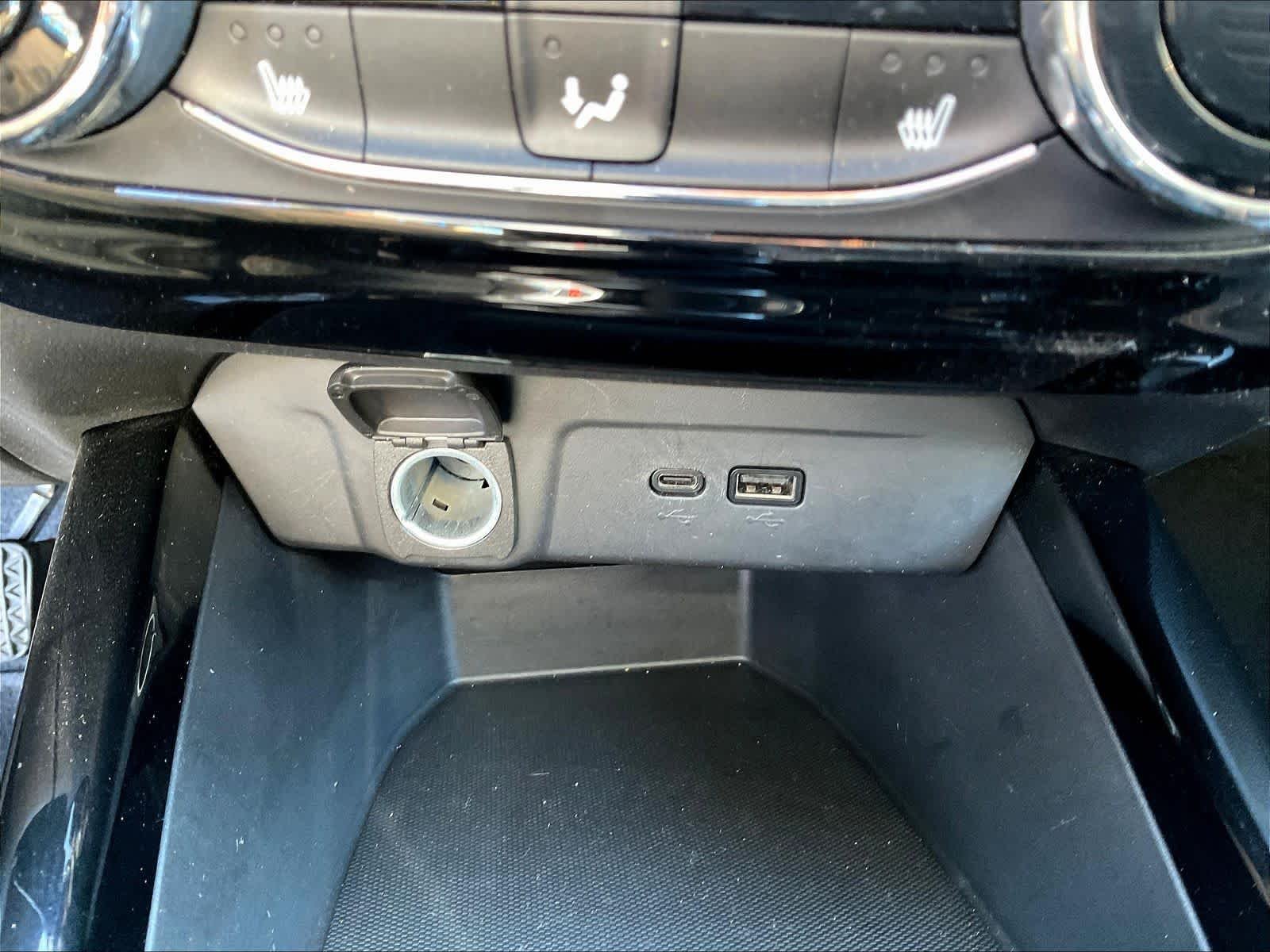 2024 Chevrolet Trax RS - Photo 18
