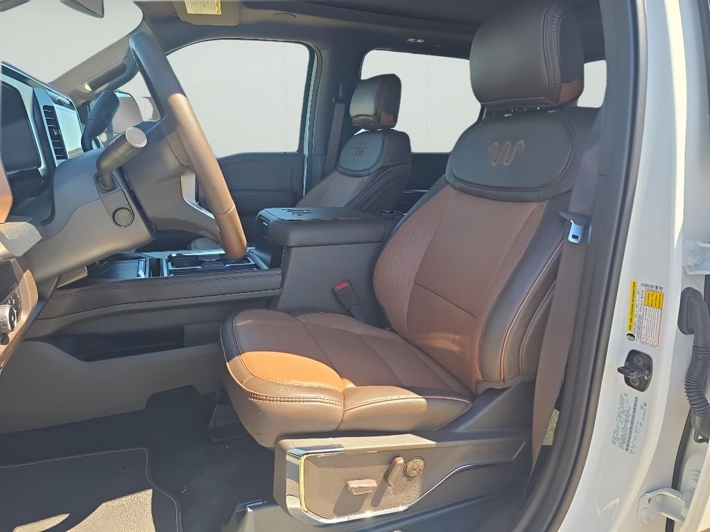 New 2026 Star White Metallic Tri-Coat Ford F-250® King Ranch® image 10