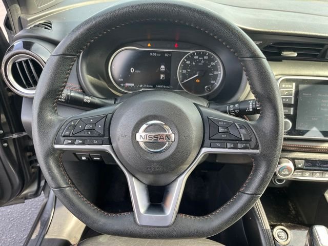 Used 2020 Gray Nissan SR image 16