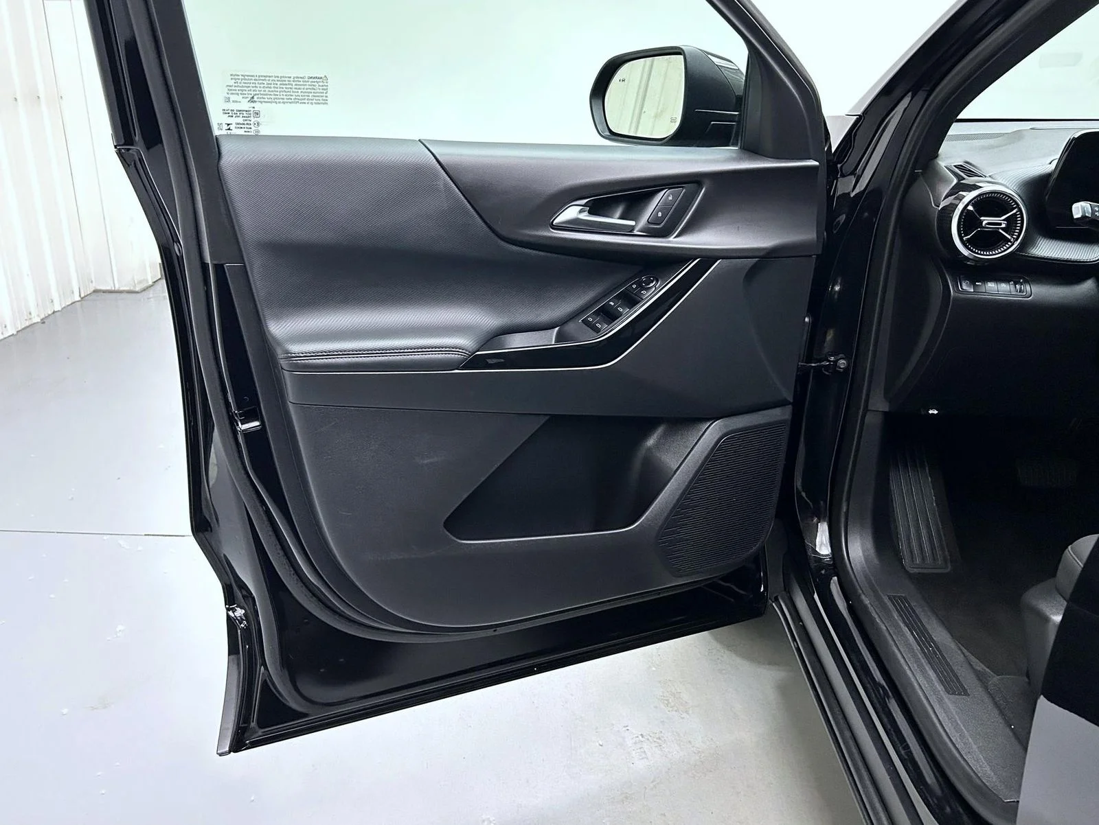Used 2025 Black Chevrolet LT image 9