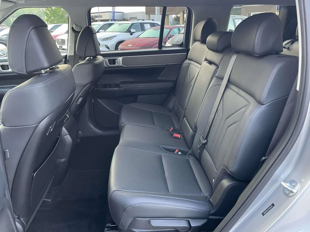 Used 2026 Shimmering Silver Hyundai SEL image 3