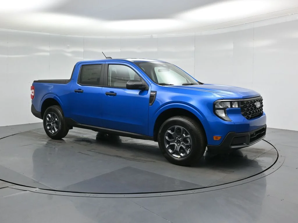 New 2026 Velocity Blue Ford XLT image 22