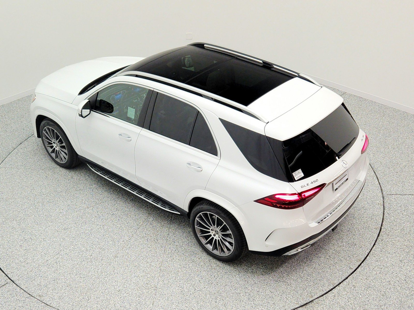 New 2026 MANUFAKTUR Moonlight White Metallic Mercedes-Benz GLE 450 4MATIC® SUV image 22