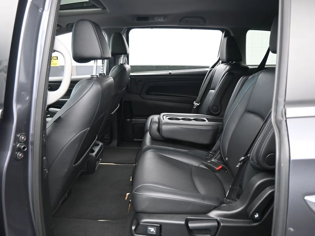 Used 2024 Gray / Black Honda EX-L image 34