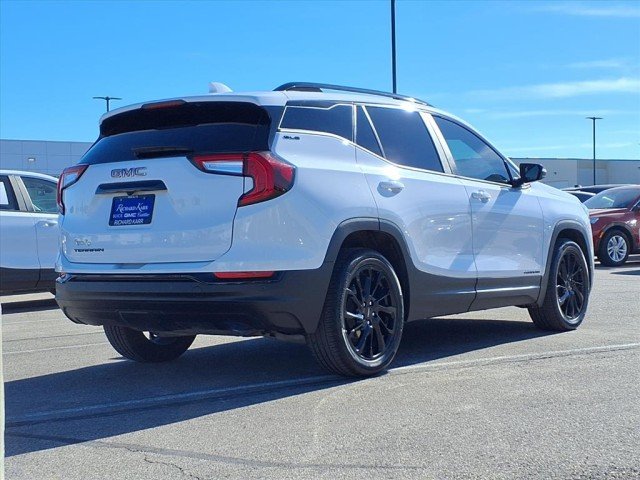 2023 GMC Terrain SLE - Photo 7
