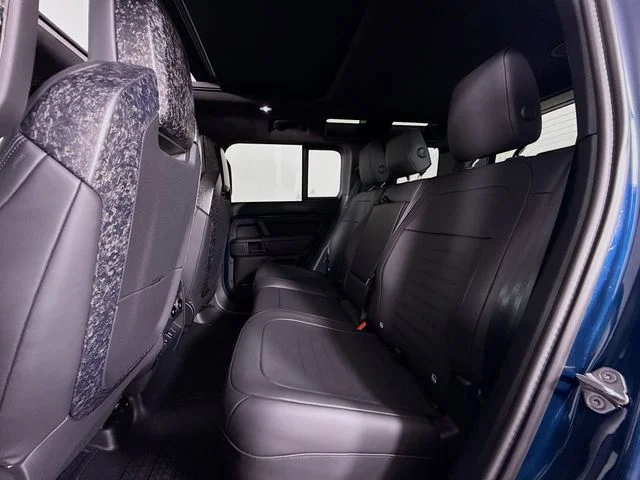 New 2026 Sargasso Blue Land Rover  OCTA image 24