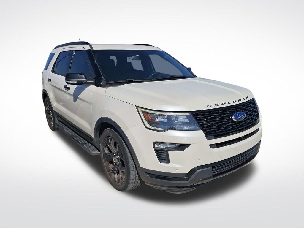 Used 2018 White Ford Sport image 1