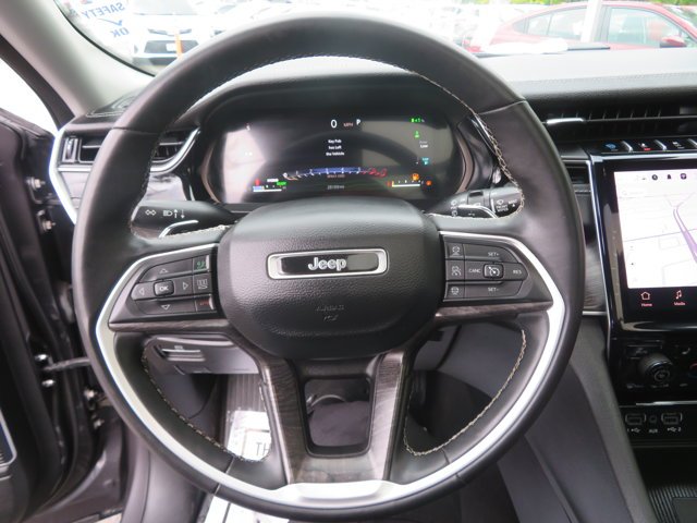 Used 2023 Baltic Gray Metallic Clearcoat Jeep  image 28