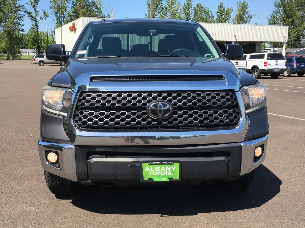 Used 2019 Gray Toyota SR5 image 10