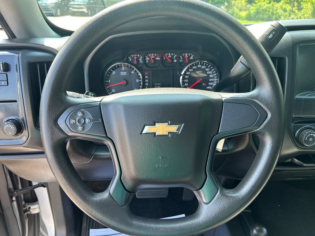 2018 Chevrolet Silverado 1500 Custom - Photo 17