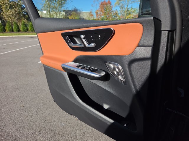 New 2027 Graphite Grey Metallic Mercedes-Benz GLC300 image 19