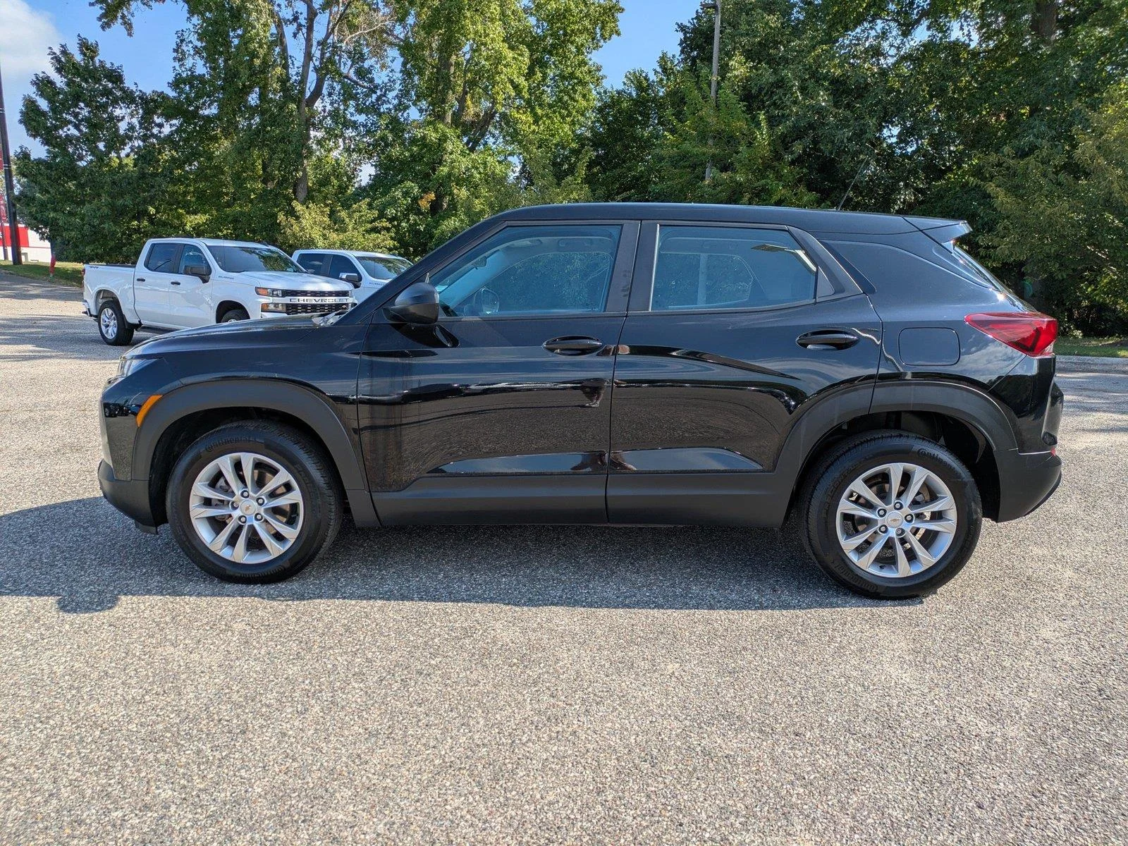 Used 2023 Mosaic Black Metallic Chevrolet LS image 7
