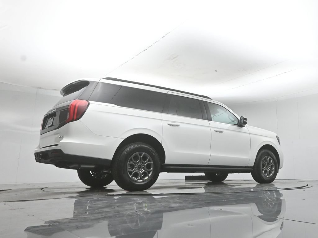 New 2027 Star White Metallic Tri-Coat Ford Active image 50