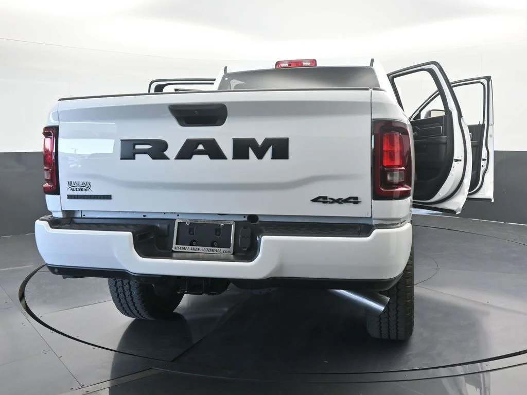 New 2026 Bright White Clear-Coat Exterior Paint RAM Big Horn image 70