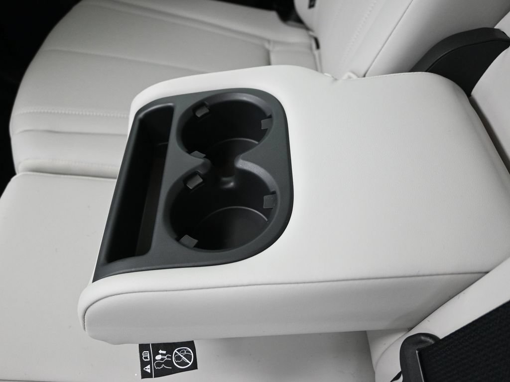 Certified Used 2026 White INFINITI PURE image 18