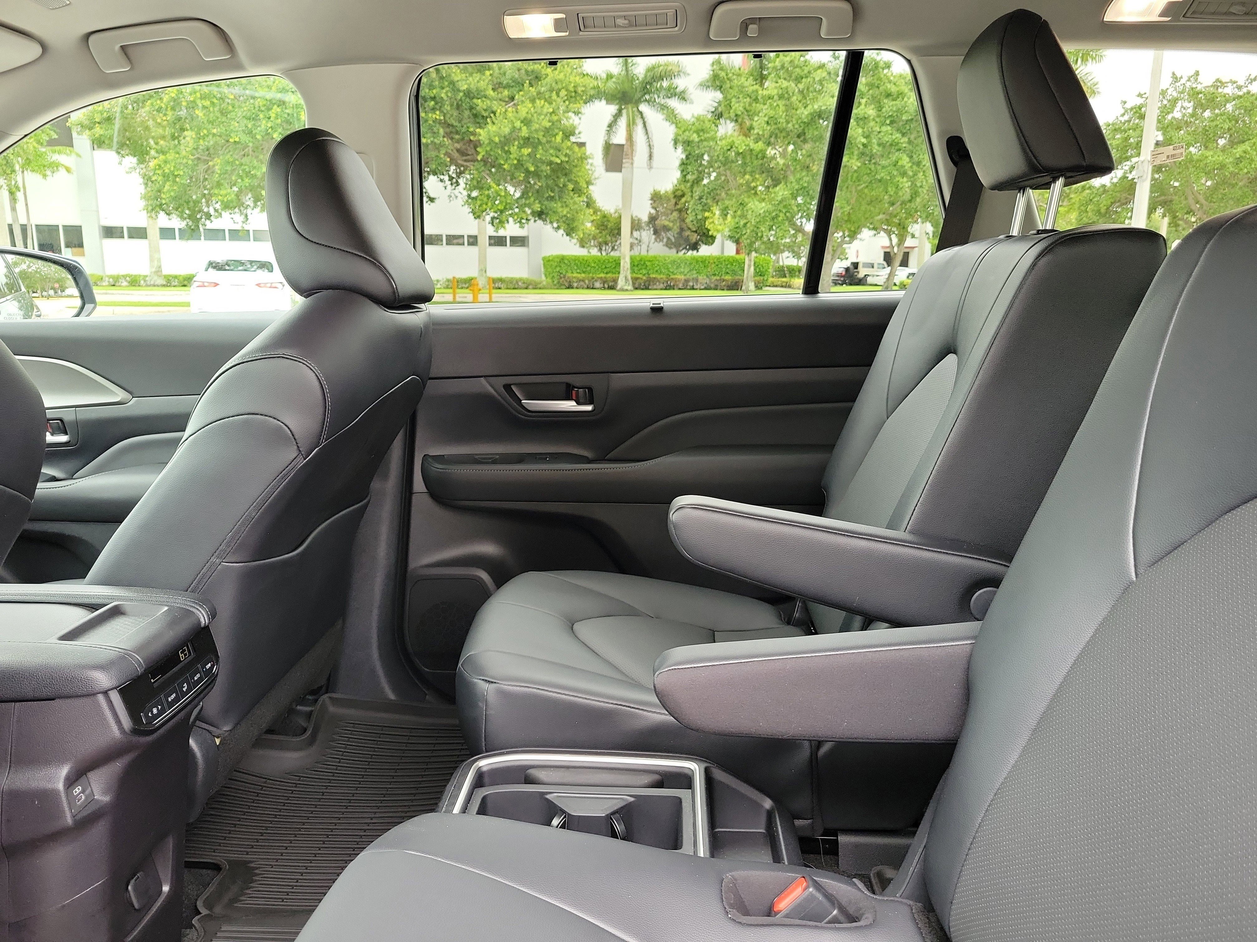 Used 2026 Cloud Toyota XLE image 17