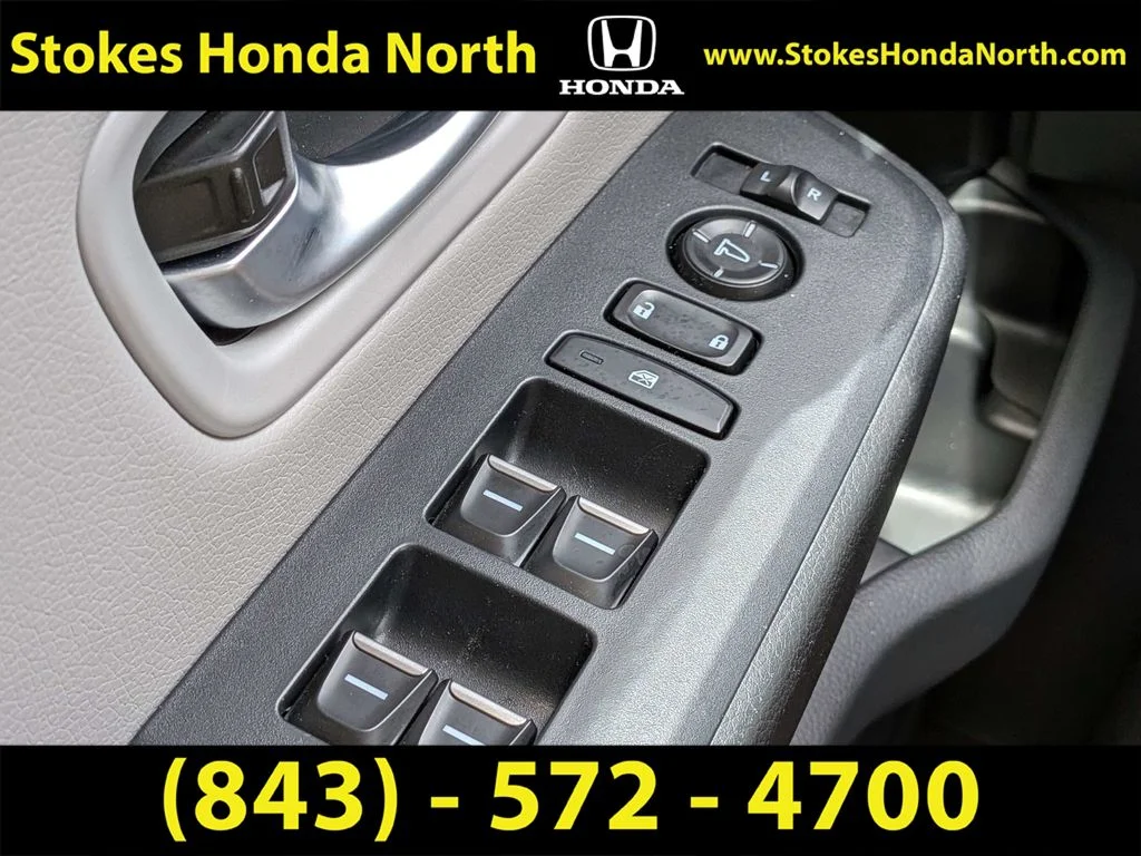 Used 2025 Blue Honda Touring image 29