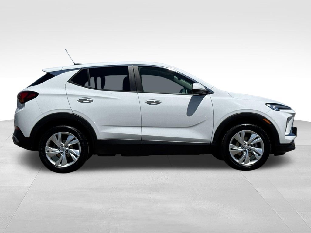 2025 Buick Encore GX Preferred - Photo 6