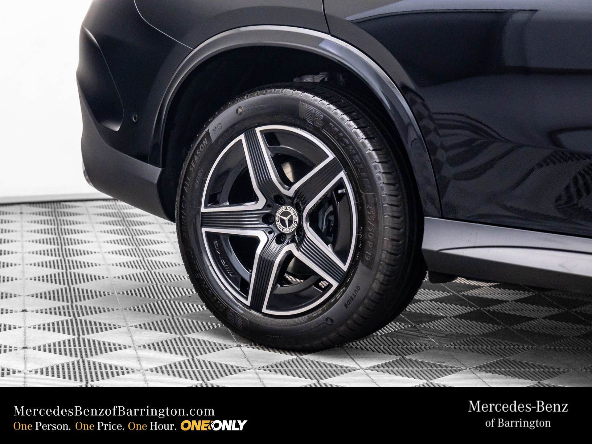 New 2026 Black Mercedes-Benz GLC 300 Coupe image 35