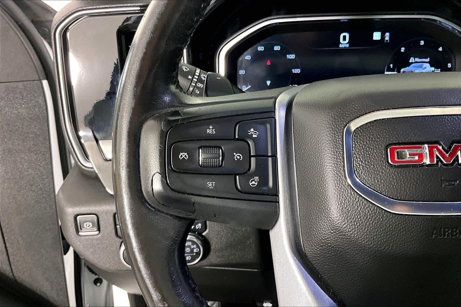 Used 2022 Summit White GMC SLT image 10