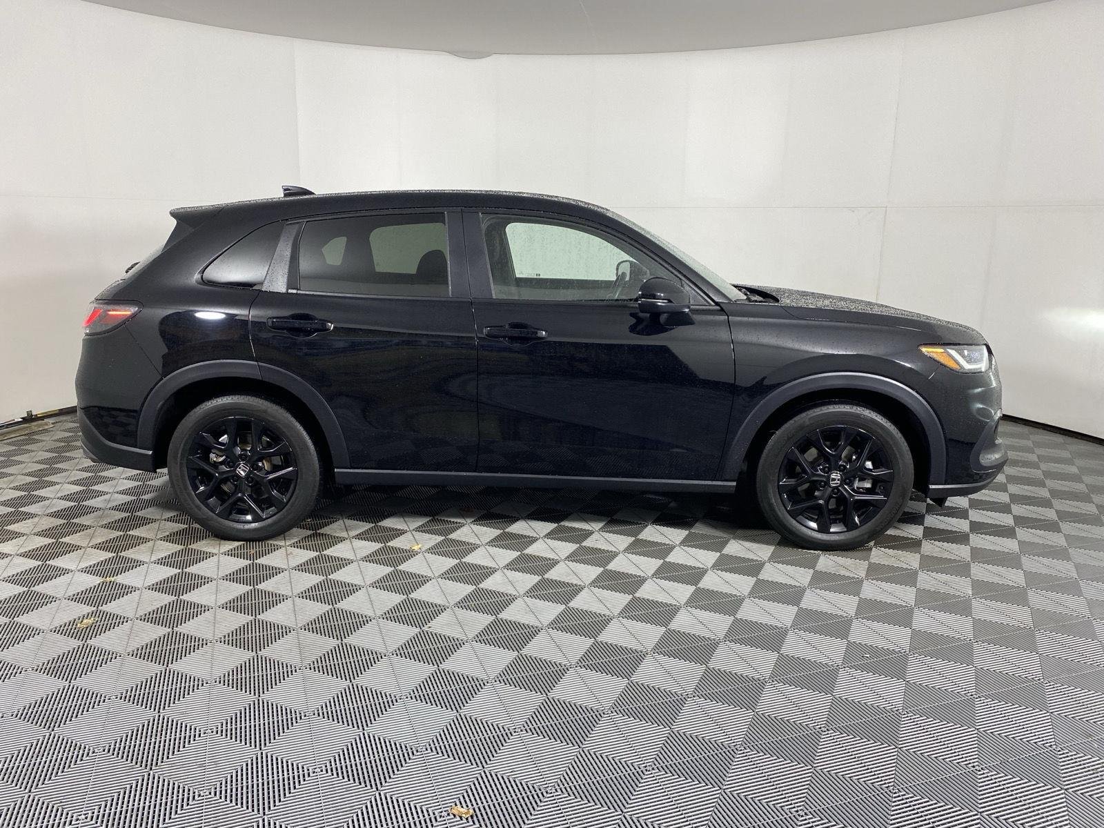 Certified Used 2025 Crystal Black Pearl Honda Sport image 9