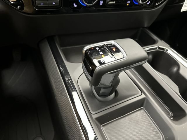 2026 Chevrolet Silverado 1500 ZR2 - Photo 23